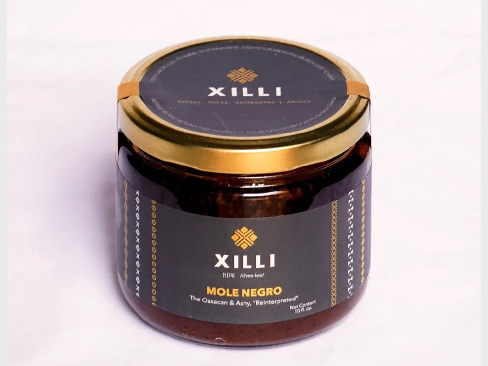 Xilli Mole Negro