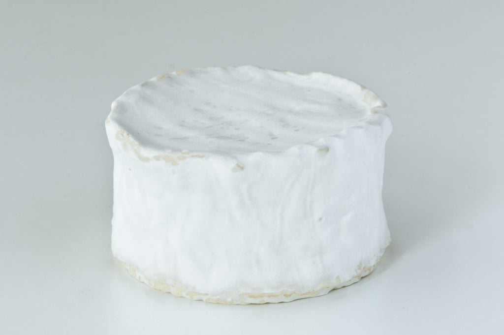 Brillat Savarin Delin 500g Wood Box