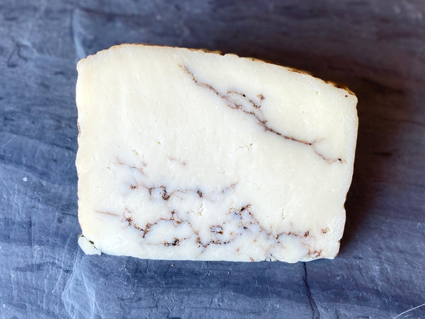 Moliterno Pecorino with Truffles